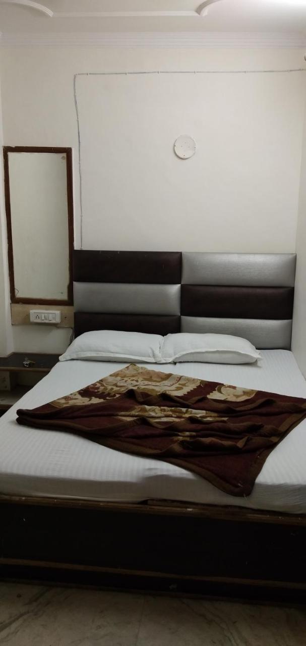 Hotel Euro International New Delhi Exterior photo