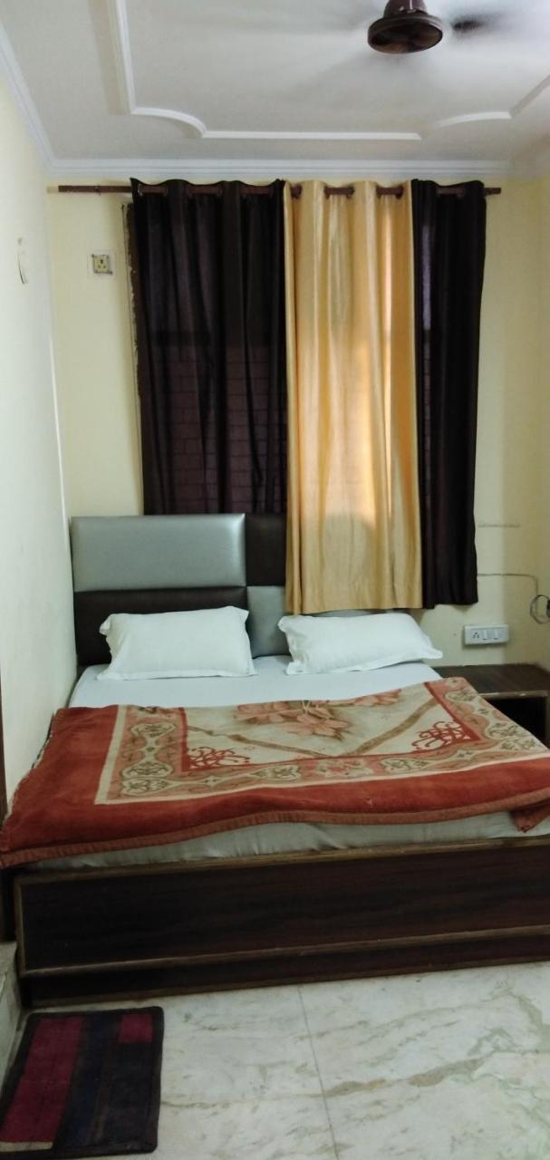 Hotel Euro International New Delhi Exterior photo